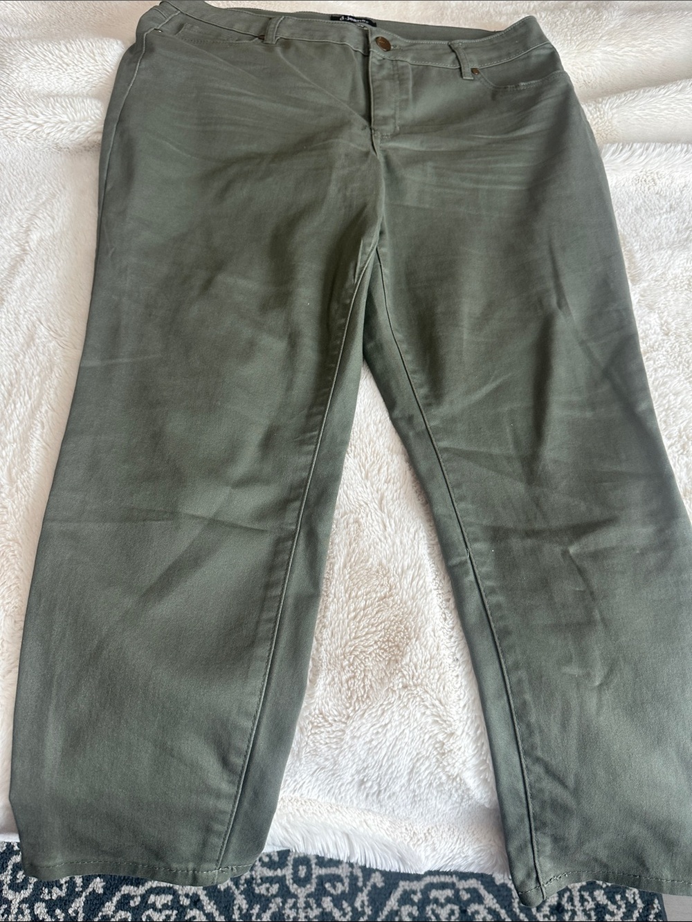 d. jeans Olive Straight Leg Women’s Jeans